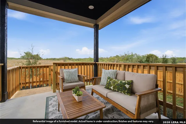 11102 BOOT CYN San Antonio, TX 78245