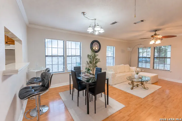1634 SANTA MONICA ST San Antonio, TX 78201