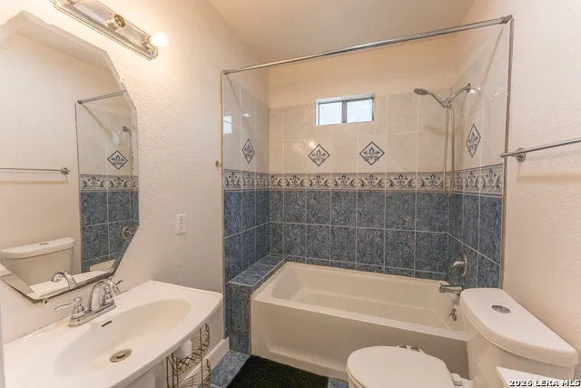 1634 SANTA MONICA ST San Antonio, TX 78201
