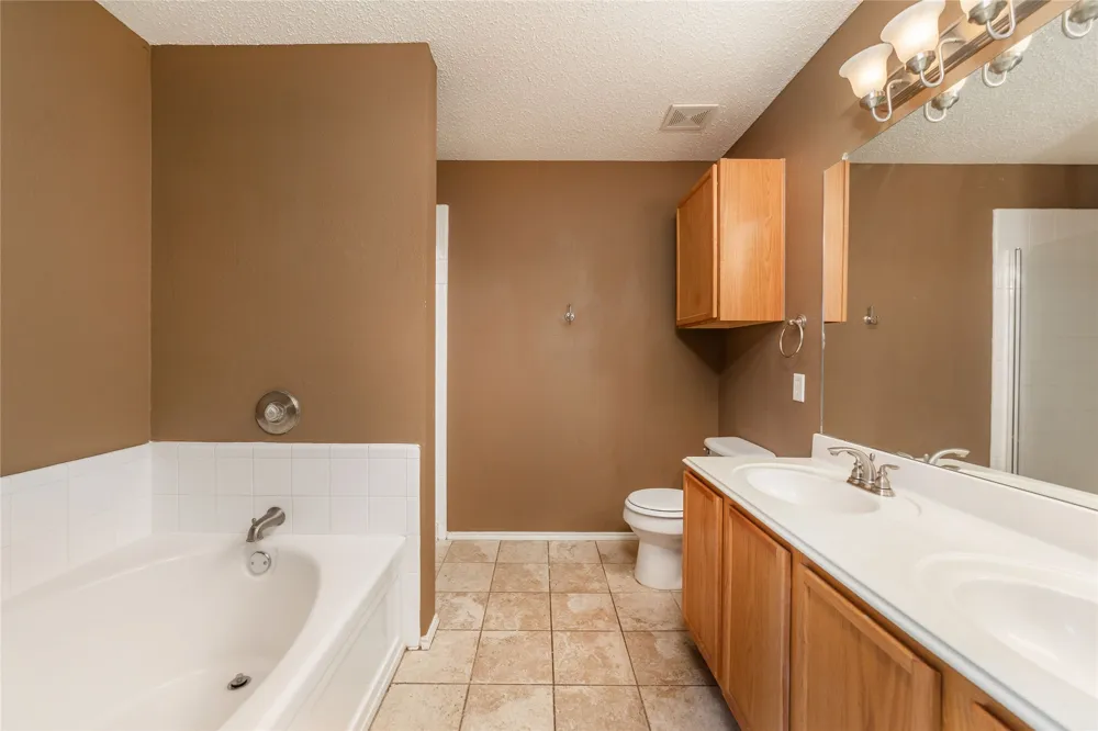 4408 Statesman Lane Fort Worth, TX 76244