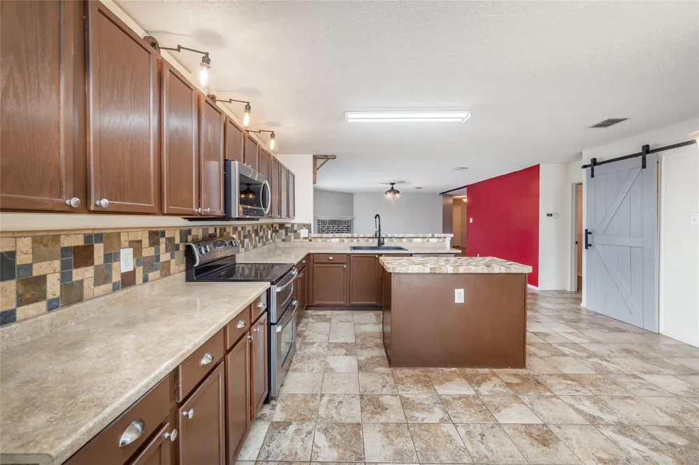 4408 Statesman Lane Fort Worth, TX 76244