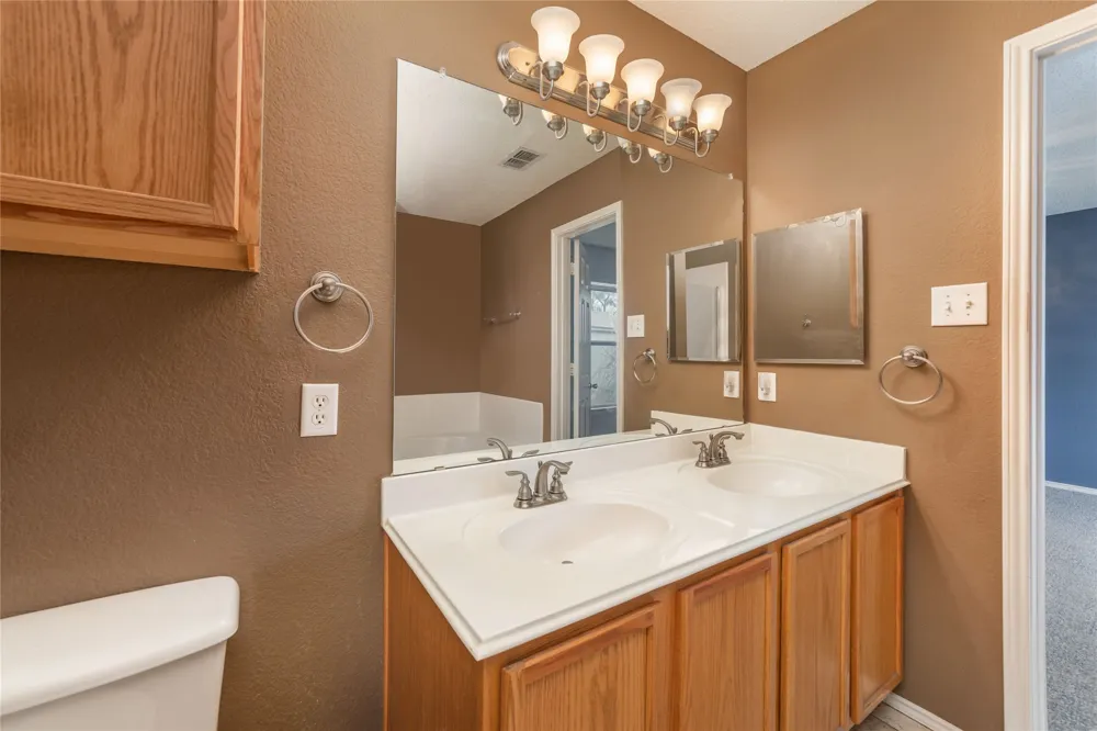 4408 Statesman Lane Fort Worth, TX 76244