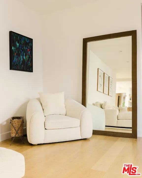408 Westbourne Drive Los Angeles, CA 90048