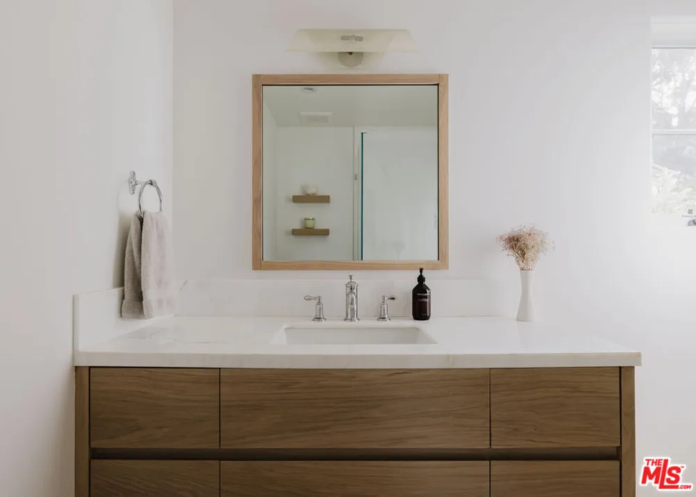 408 Westbourne Drive Los Angeles, CA 90048
