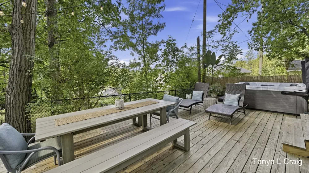 3652 Reeds Lake Boulevard SE Grand Rapids, MI 49506