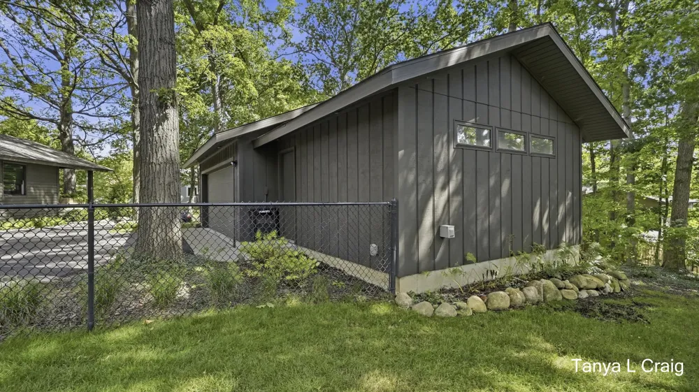 3652 Reeds Lake Boulevard SE Grand Rapids, MI 49506
