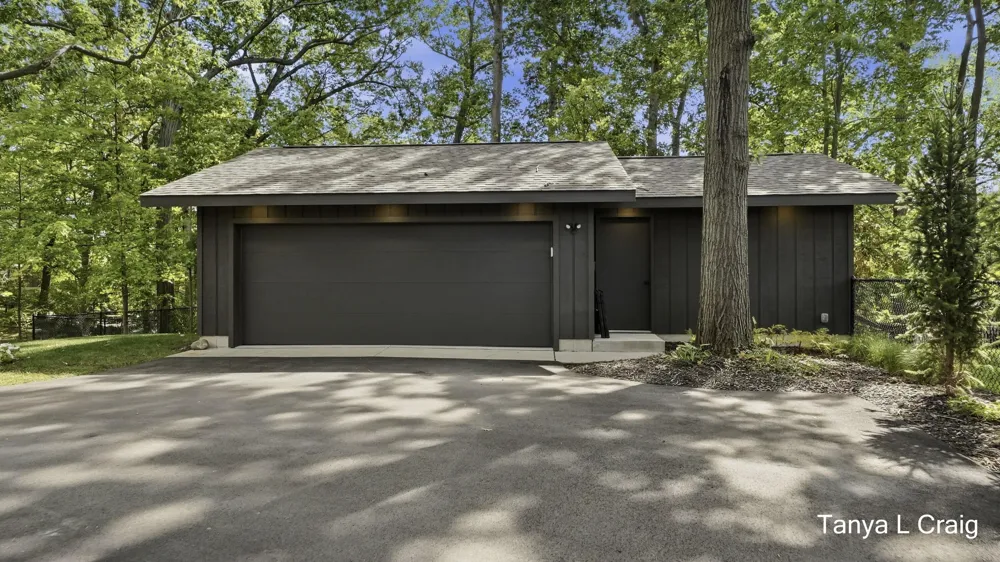 3652 Reeds Lake Boulevard SE Grand Rapids, MI 49506