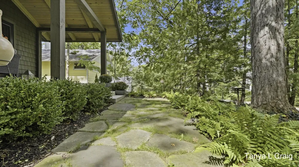 3652 Reeds Lake Boulevard SE Grand Rapids, MI 49506