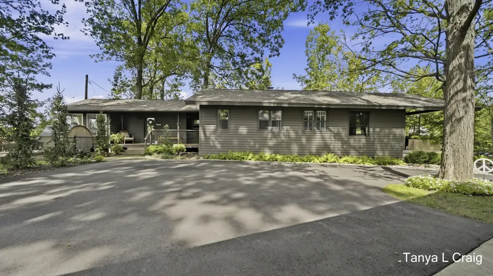 3652 Reeds Lake Boulevard SE Grand Rapids, MI 49506