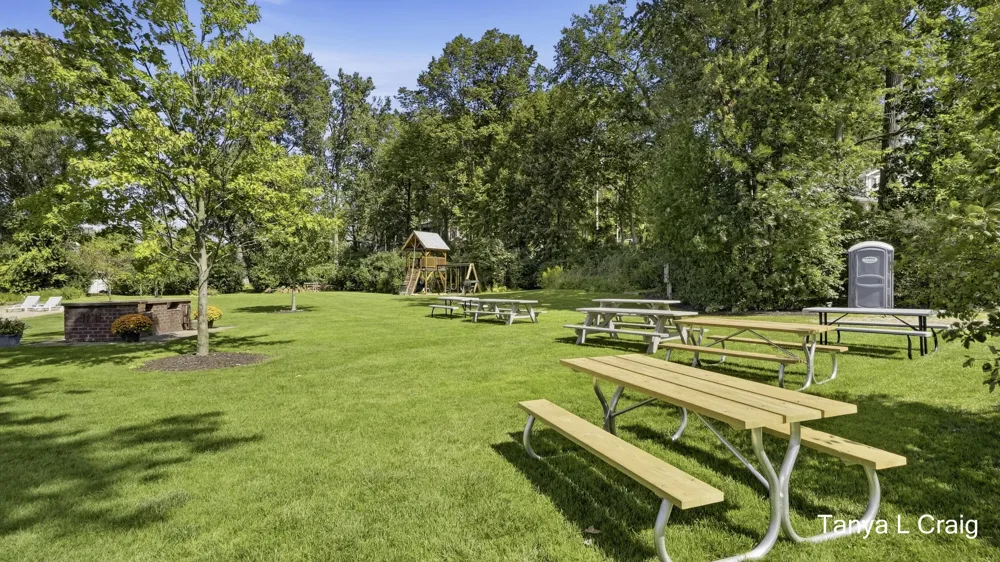 3652 Reeds Lake Boulevard SE Grand Rapids, MI 49506