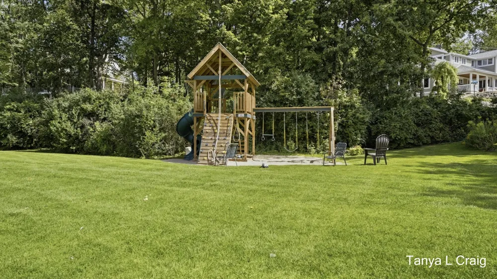 3652 Reeds Lake Boulevard SE Grand Rapids, MI 49506