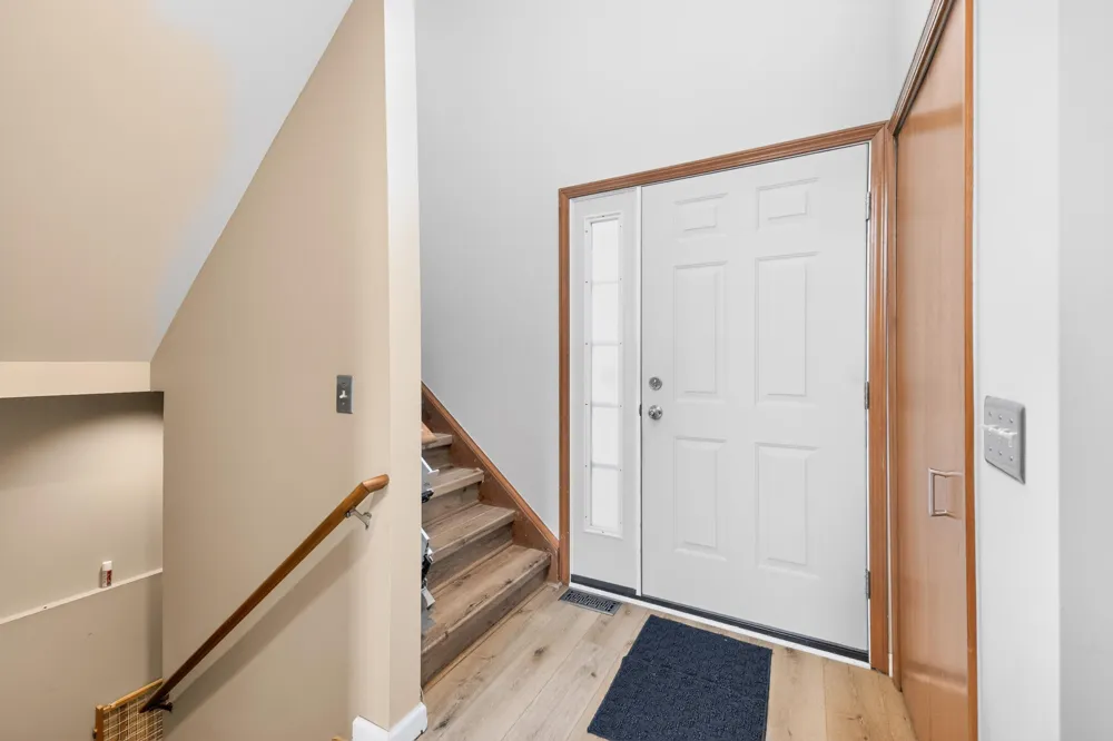 37676 Laurel Park Drive #70 Livonia, MI 48152