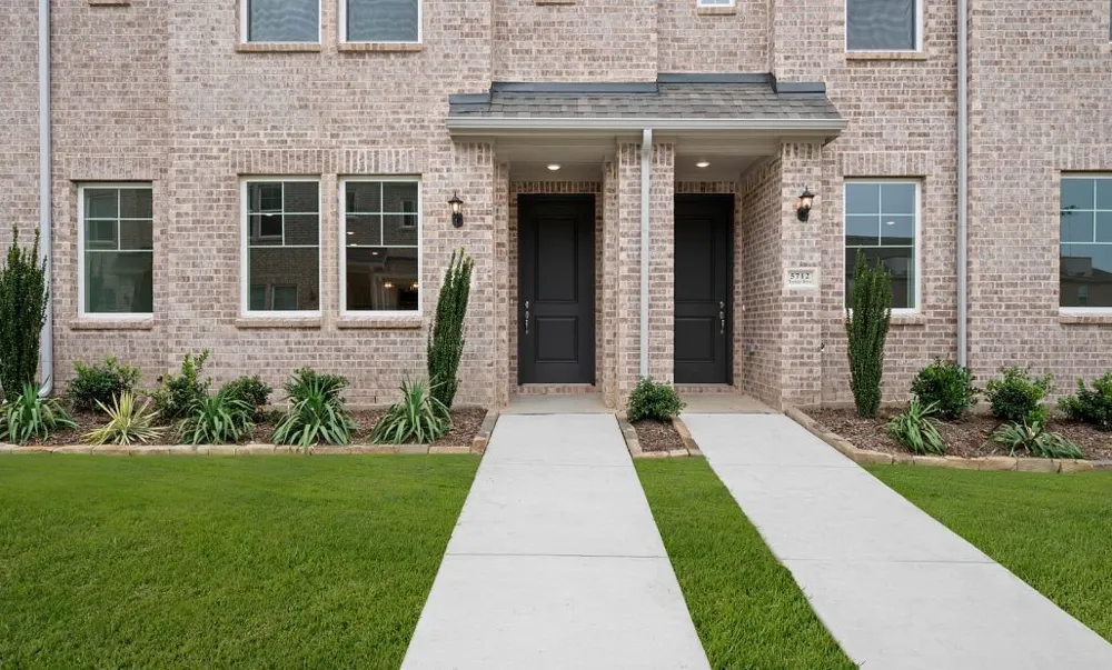 5725 Lakeview Drive Watauga, TX 76148