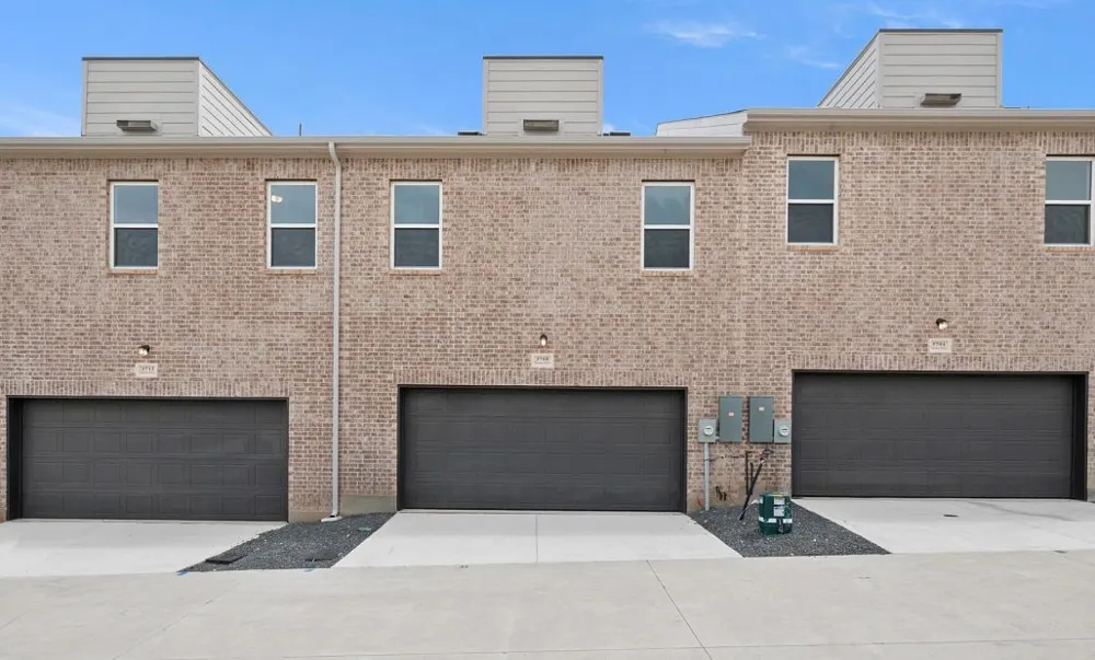 5725 Lakeview Drive Watauga, TX 76148