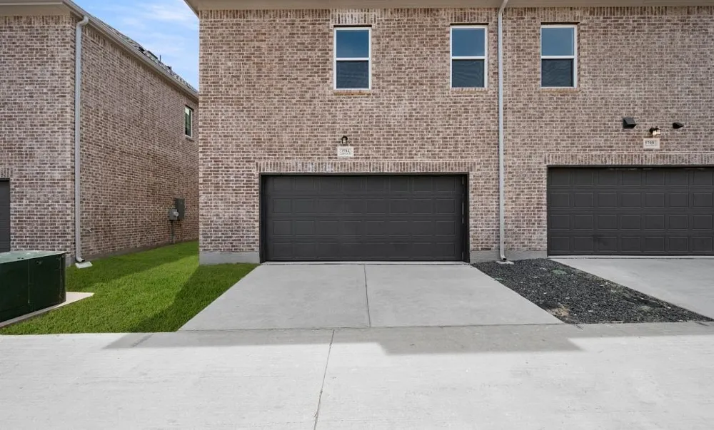 5733 Lakeview Drive Watauga, TX 76148