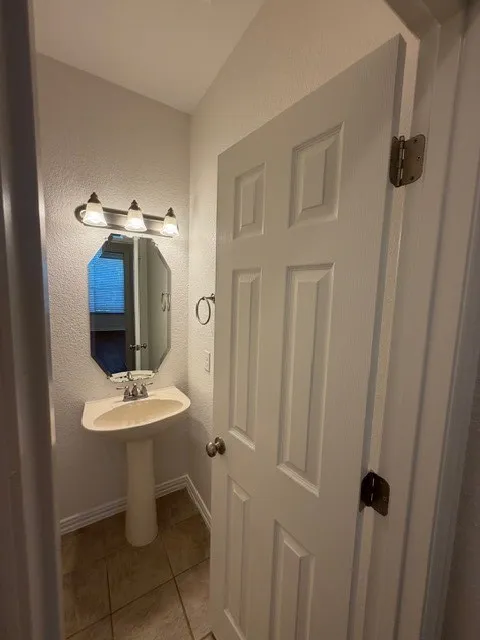 500 Leatherman Drive Saginaw, TX 76179