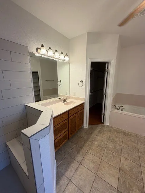 500 Leatherman Drive Saginaw, TX 76179