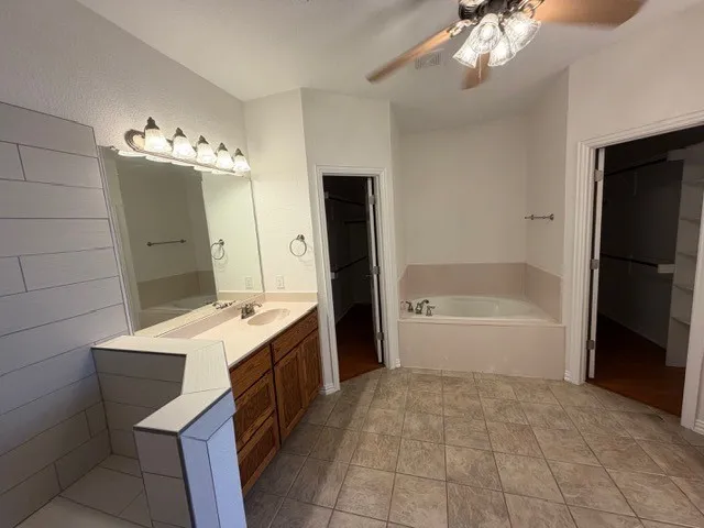 500 Leatherman Drive Saginaw, TX 76179