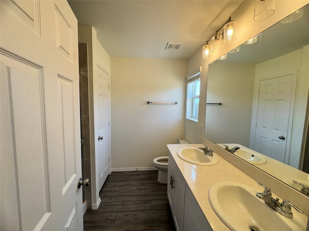 1204 Autumn Mist Lane Forney, TX 75126