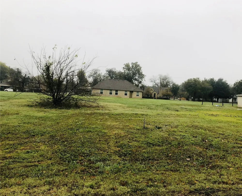 502 Bois D Arc Street Honey Grove, TX 75446