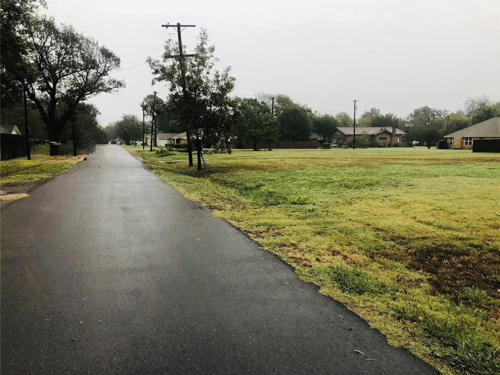 502 Bois D Arc Street Honey Grove, TX 75446