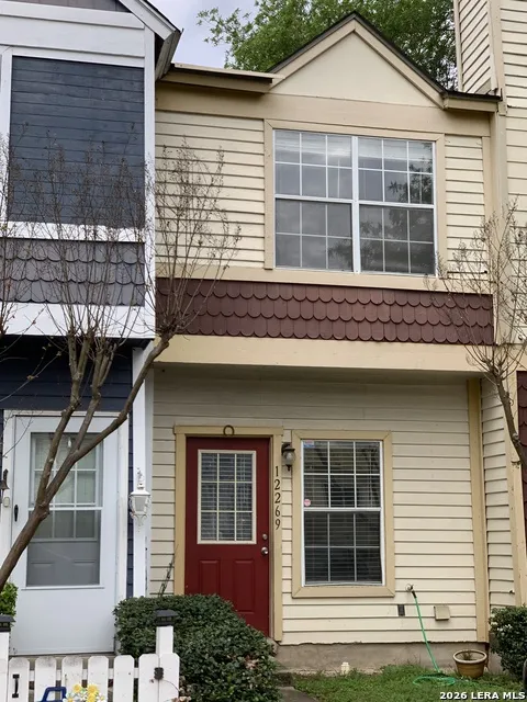 12269 APRICOT DR San Antonio, TX 78247