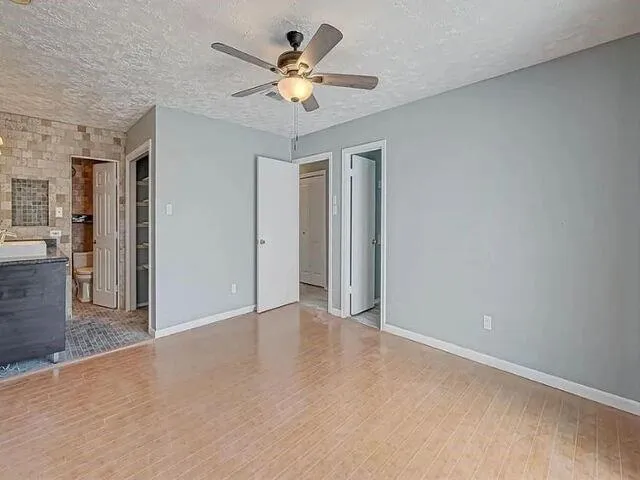 3610 Vineyard Drive Houston, TX 77082