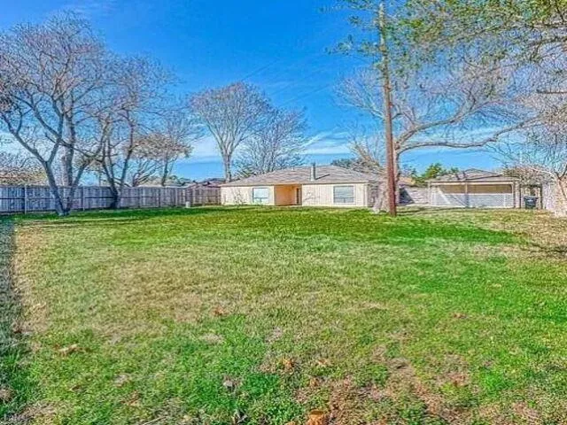 3610 Vineyard Drive Houston, TX 77082