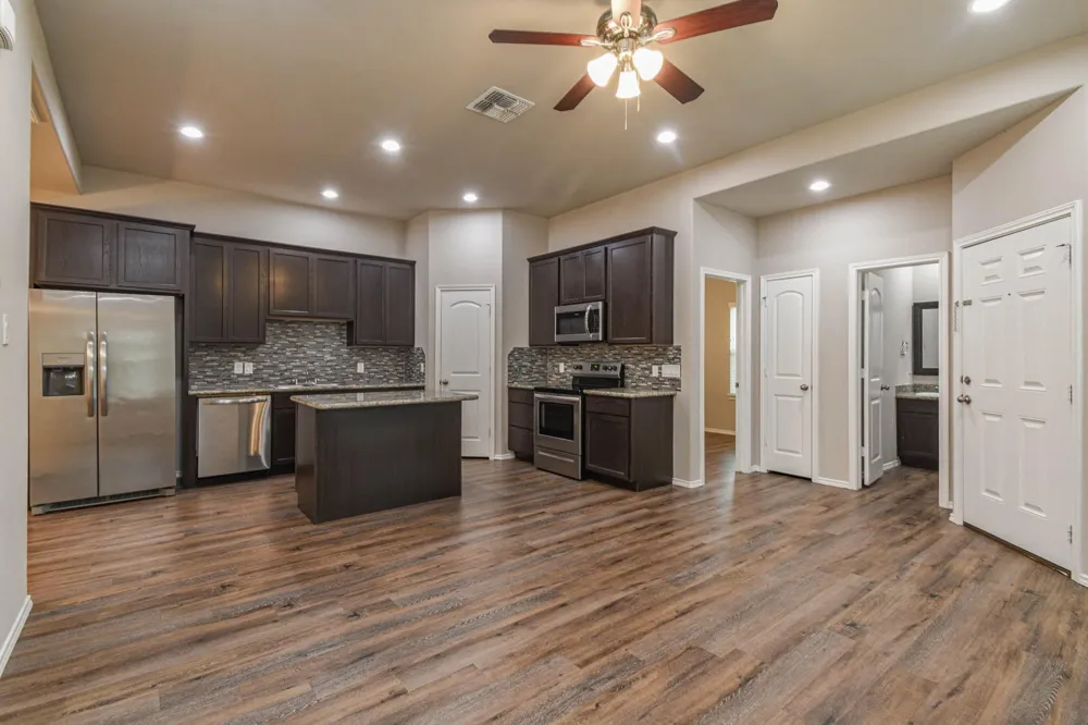 15633 Sycamore Dr Montgomery, TX 77356