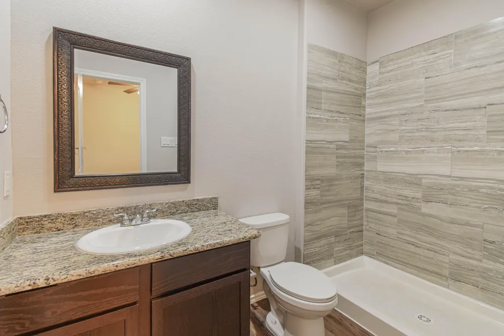 15633 Sycamore Dr Montgomery, TX 77356