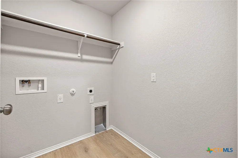13612 Bullhorn Acacia Pass Manor, TX 78653