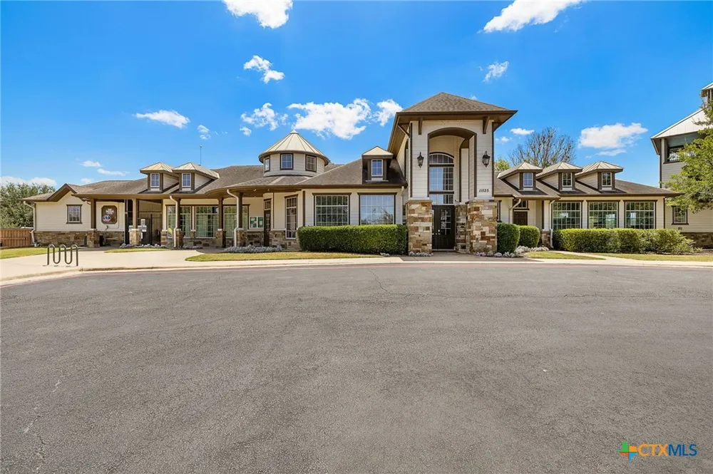 13612 Bullhorn Acacia Pass Manor, TX 78653