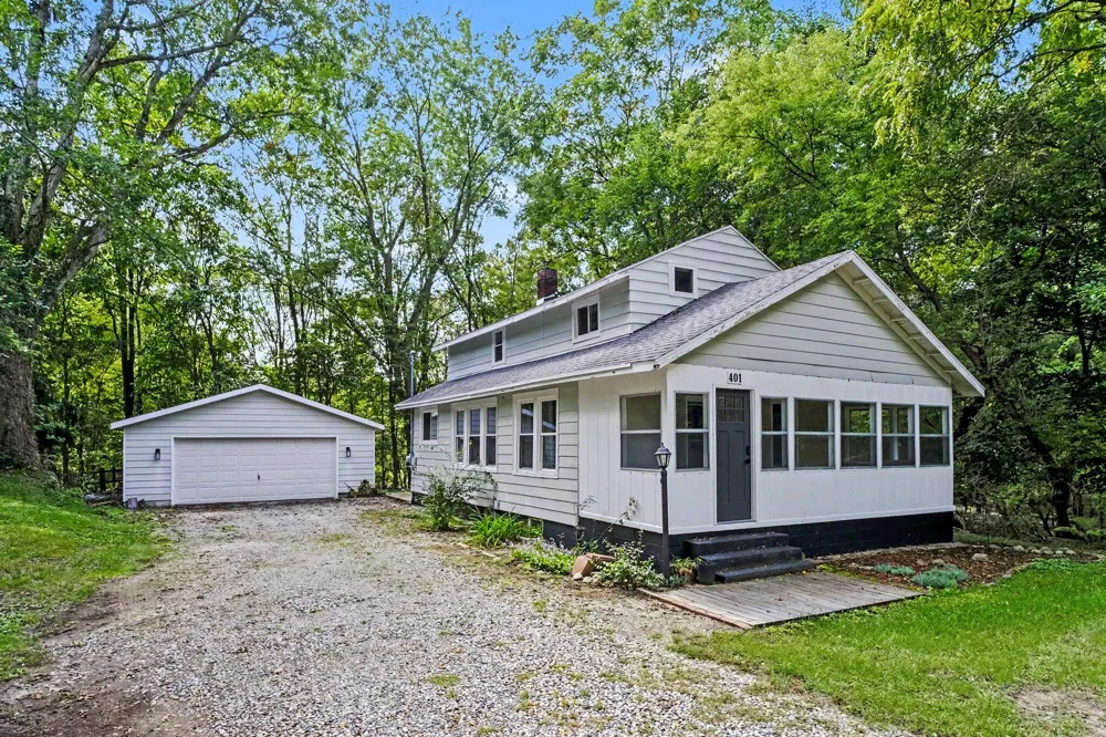 401 W South Street Greenville, MI 48838