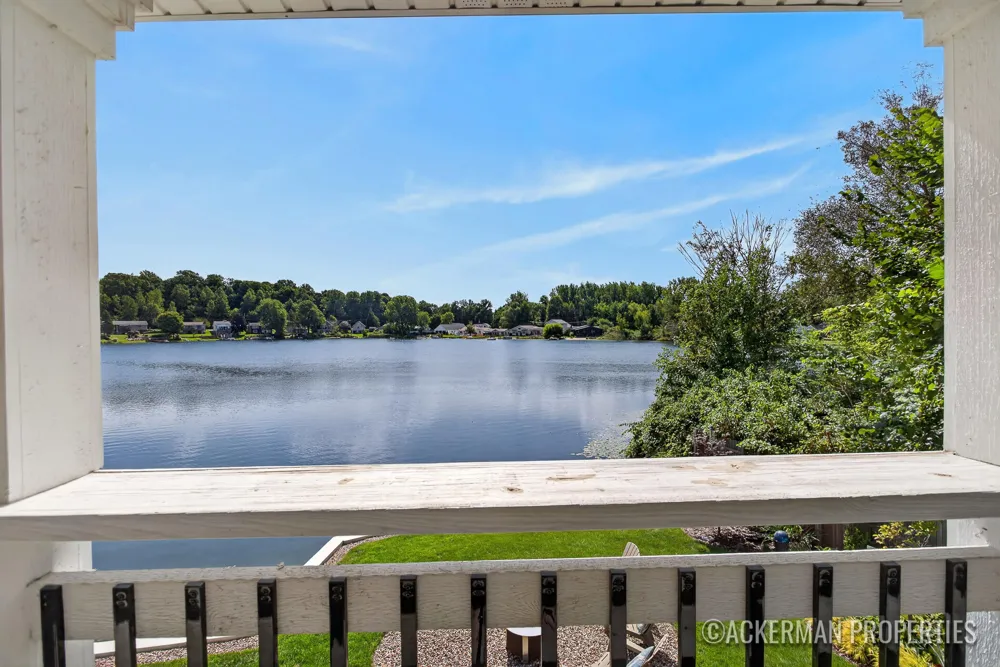 494 S Shore Drive Caledonia, MI 49316