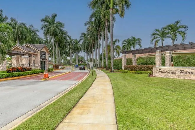 Address Not Shown Davie, FL 33325