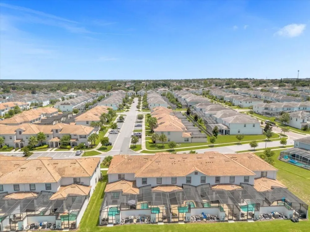 8997 STINGER DRIVE Davenport, FL 33896