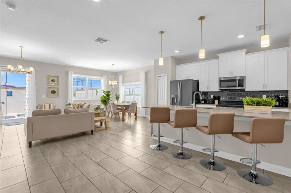 8997 STINGER DRIVE Davenport, FL 33896