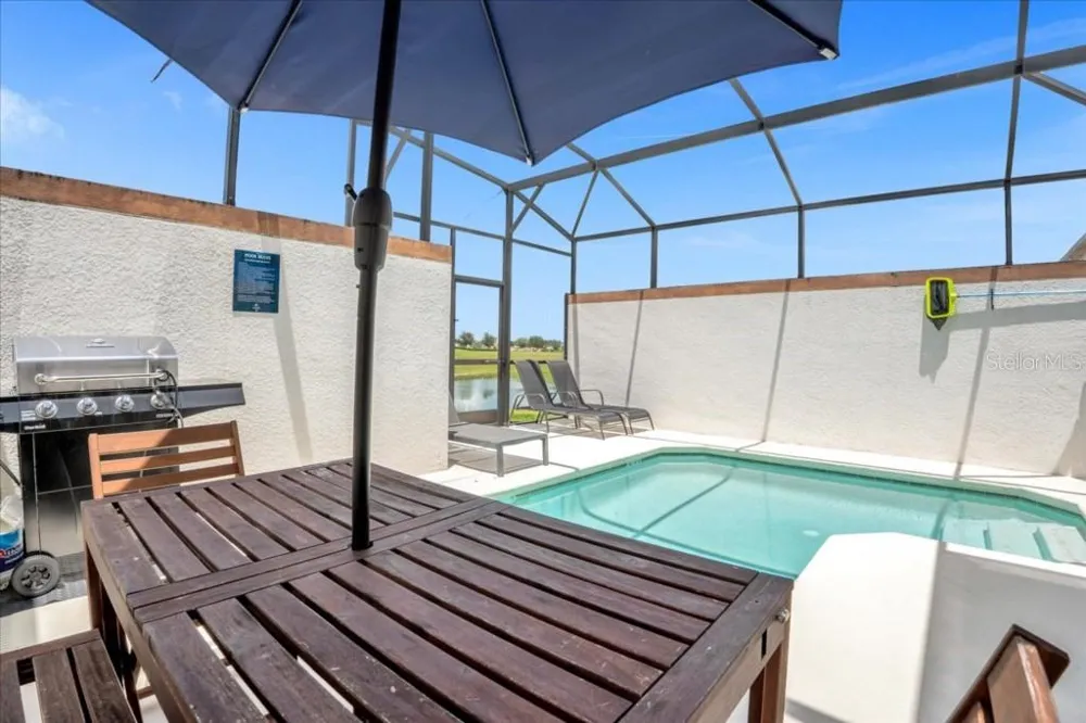 8997 STINGER DRIVE Davenport, FL 33896