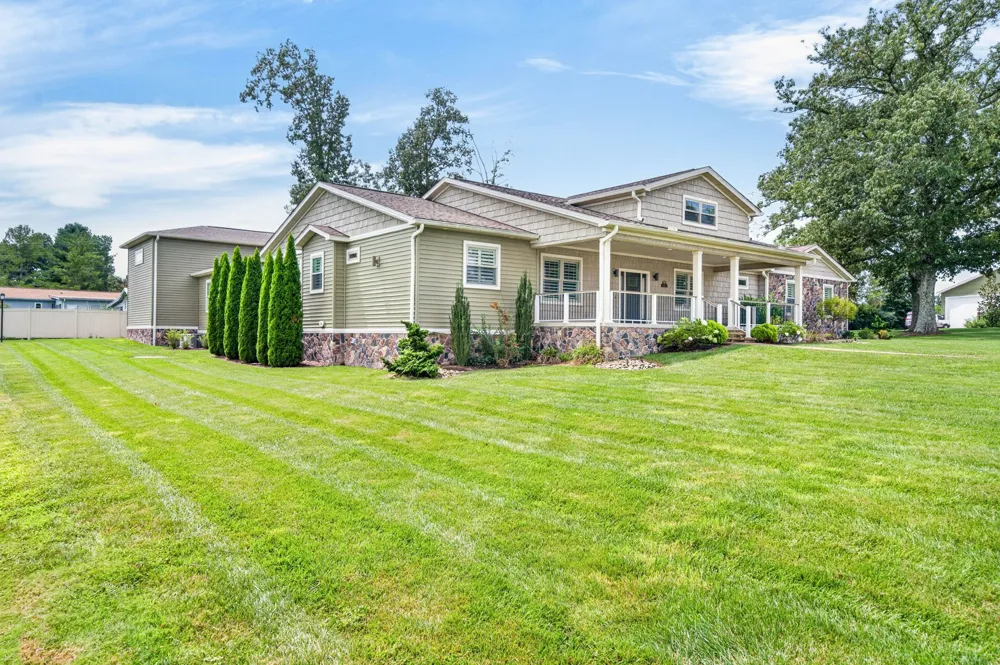 171 Red Oak Dr Crossville, TN 38555