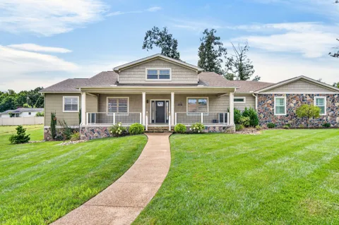 171 Red Oak Dr