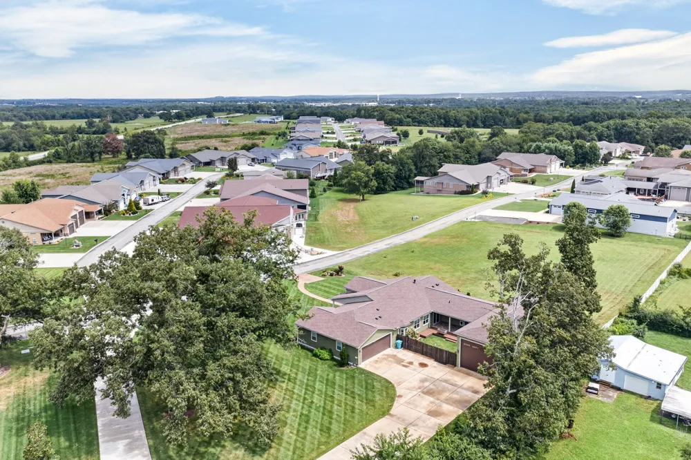 171 Red Oak Dr Crossville, TN 38555