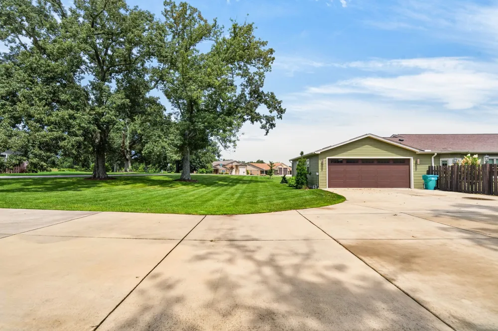 171 Red Oak Dr Crossville, TN 38555