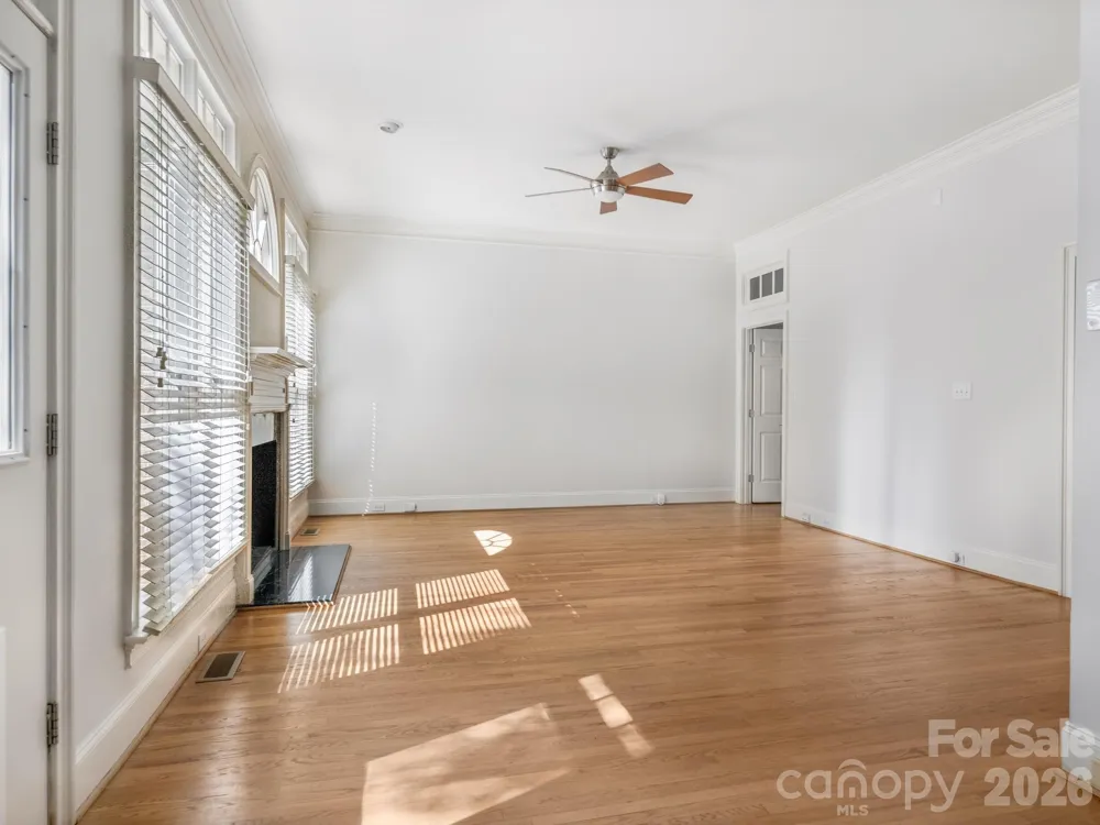 1105 Randolph Oaks Court Charlotte, NC 28211