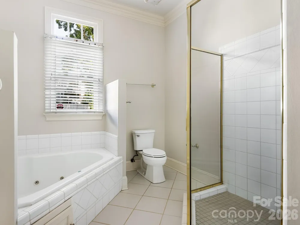 1105 Randolph Oaks Court Charlotte, NC 28211