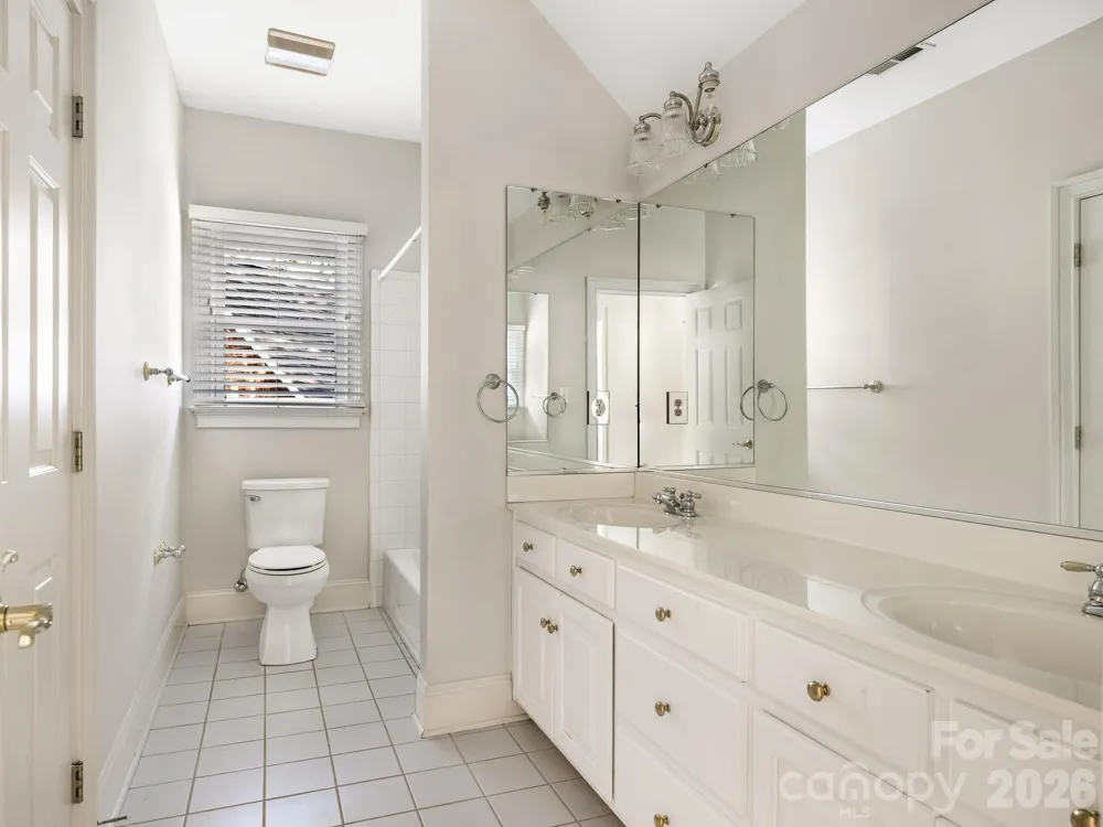 1105 Randolph Oaks Court Charlotte, NC 28211