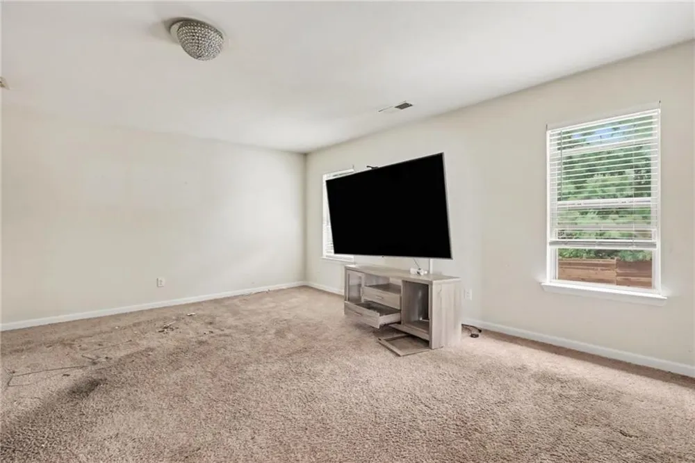 646 Toronto Circle Hampton, GA 30228