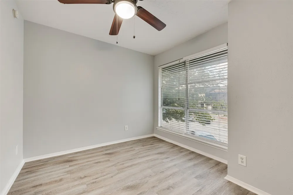 264 Rolling Hills Place Lancaster, TX 75146