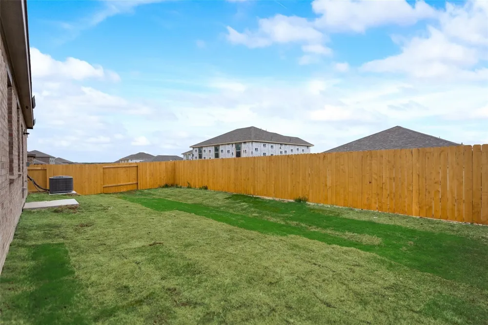 291 Wandering Stream Way Princeton, TX 75407