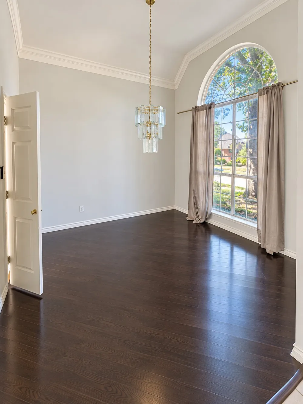 3900 Newhall Drive Plano, TX 75023