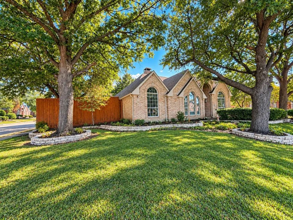 3900 Newhall Drive Plano, TX 75023